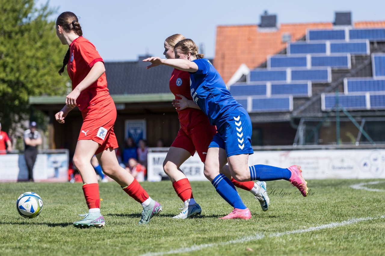 Bild 76 - F TSV Zarpen - Holstein Kiel II : Ergebnis: 2:6